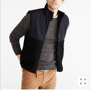 Men’s BRAND NEW jcrew Sherpa wool vest !!!